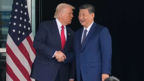 Trump und Xi haben sich getroffen. - &copy; Mark Schiefelbein/AP/dpa