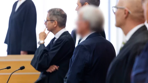 Ein weiterer gr&ouml;&szlig;erer Prozess zur VW-Dieselaff&auml;re hat in Braunschweig begonnen. Die Verlesung der Anklageschrift verz&ouml;gerte sich aber. - &copy; Michael Matthey/dpa