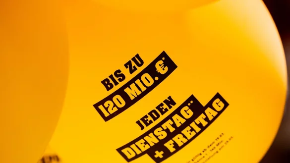 Ein Lottospieler aus Nordrhein-Westfalen gewann in diesem Jahr rund 54 Millionen Euro im Eurojackpot. (Symbolbild) - &copy; Rolf Vennenbernd/dpa