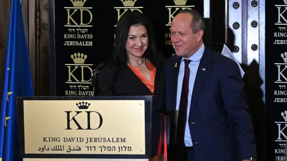 Katherina Reiche (CDU), Bundesministerin f&uuml;r Wirtschaft und Energie, trifft Nir Barkat, Minister f&uuml;r Wirtschaft und Industrie. - &copy; Elisa Schu/dpa