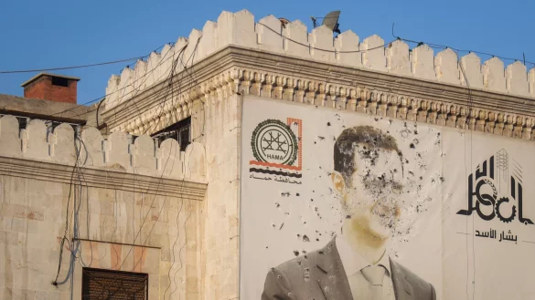 Der fast 14-j&auml;hrige B&uuml;rgerkrieg hat Syrien tief gespalten. - &copy; Omar Albam/AP/dpa