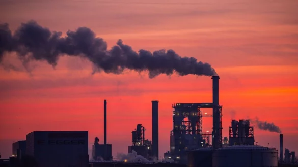 Die Bundesbank sieht f&uuml;r 2026 erste Lichtblicke f&uuml;r die deutsche Wirtschaft nach drei mageren Jahren. (Symbolbild) - &copy; Jens B&uuml;ttner/dpa