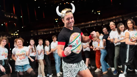 Markenbotschafter Lorenz Büffel ist schon sehr gespannt auf das Ballermann-Musical «Malle Olé». - © Rolf Vennenbernd/dpa