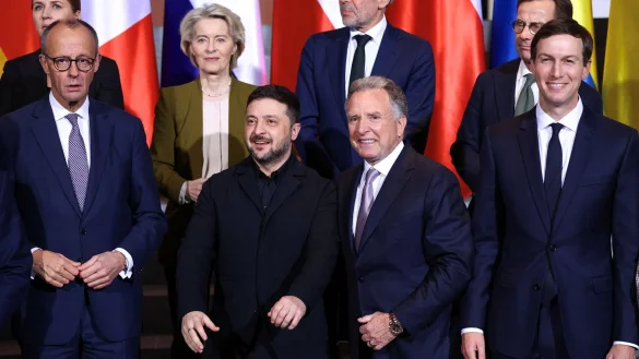 Das Ringen um ein m&ouml;gliches Ende des Ukraine-Kriegs soll laut Berichten demn&auml;chst mit Gespr&auml;chen in Miami weitergehen. (Archiv) - &copy; Lisi Niesner/Reuters/Pool/dpa