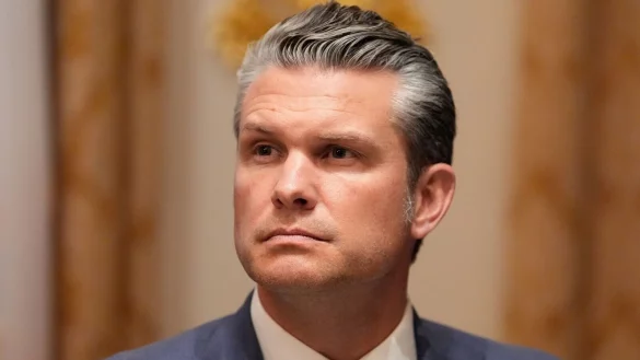 Hegseth nennt sich seit l&auml;ngerer Zeit Kriegsminister. (Archivbild) - &copy; Alex Brandon/AP/dpa