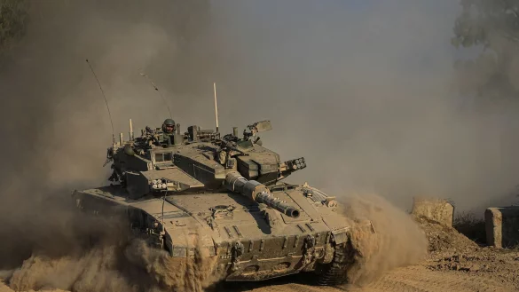 Werden k&uuml;nftig wieder deutsche Motoren f&uuml;r israelische Panzer geliefert? (Symbolbild) - &copy; Tsafrir Abayov/AP/dpa