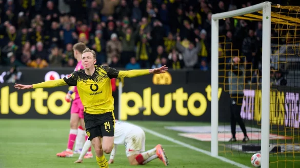 Samstag noch Torschütze, am Dienstag in der Champions League eine Pause: Maximilian Beier kann gegen Villarreal nicht spielen - © Bernd Thissen/dpa