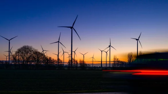 Wichtigste Quelle für in Deutschland produzierten Strom: Wind. (Archivbild) - © Patrick Pleul/dpa