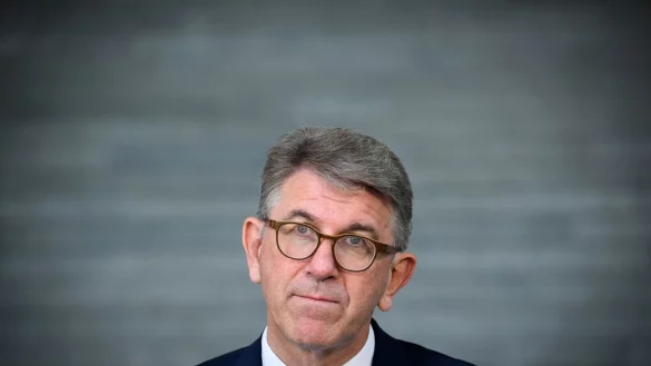 Die &Uuml;bertragung von Weimers Gesch&auml;ftsanteilen soll bis Jahresende vollzogen sein. (Archivbild) - &copy; Bernd von Jutrczenka/dpa