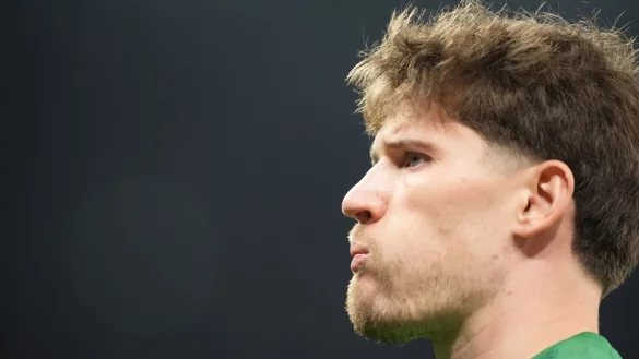 Torh&uuml;ter Gregor Kobel hat das BVB-Trainingslager vorzeitig verlassen. (Archivbild) - &copy; Marcus Brandt/dpa