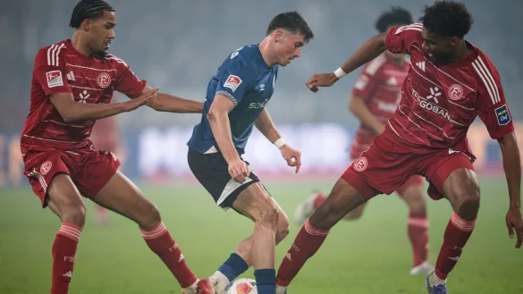 Kein Durchkommen f&uuml;r Arminia in der D&uuml;sseldorfer Arena. - &copy; Marius Becker/dpa