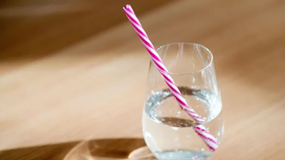 Der Pro-Kopf-Verbrauch in Deutschland liegt bei 128,8 Liter im Jahr. (Symbolbild) - &copy; Hauke-Christian Dittrich/dpa/dpa-tmn