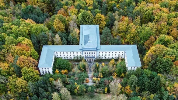 Auf dem Areal ist ein Brand ausgebrochen. (Archivbild) - &copy; Britta Pedersen/dpa