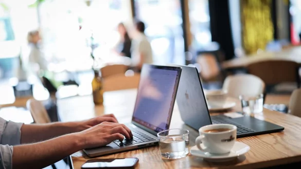 2025 wurden in Deutschland so viele Start-ups gegr&uuml;ndet wie noch nie - sogar mehr als im Corona-Boomjahr 2021 (Archivbild) - &copy; Christian Charisius/dpa