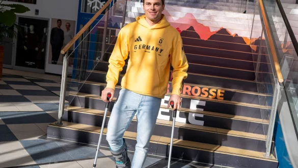 Alexander Schmid hat sich kurz vor den Olympischen Spielen am Kn&ouml;chel verletzt. - &copy; Peter Kneffel/dpa