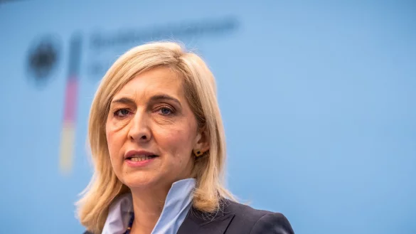 Gesundheitsministerin Warken weist Vorw&uuml;rfe aus den USA zur&uuml;ck. (Archivfoto) - &copy; Michael Kappeler/dpa