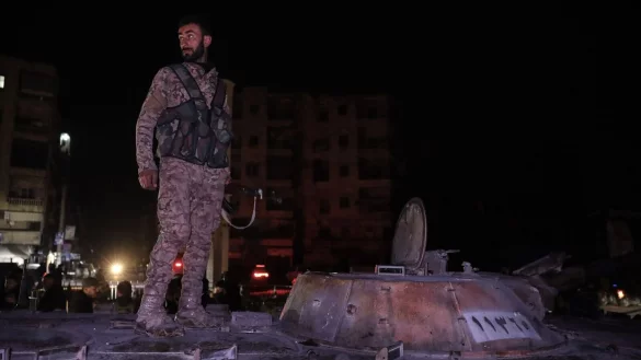 Die K&auml;mpfe zwischen Regierungstruppen und syrischen K&auml;mpfern sind nach einer kurzen Waffenruhe wieder aufgeflammt. - &copy; Omar Albam/AP/dpa