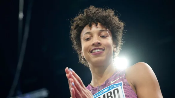 Weitspringerin Malaika Mihambo hofft in D&uuml;sseldorf auf einen guten Start in das Jahr 2026. (Archivbild) - &copy; Bernd Thissen/dpa