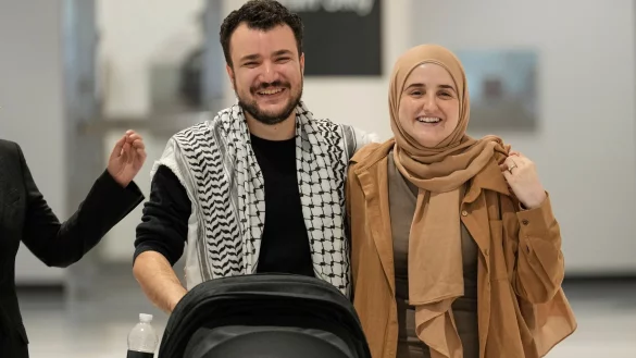 Nach seiner Freilassung aus der Abschiebehaft will Chalil nun die US-Regierung zur Verantwortung ziehen. (Archivbild) - &copy; Seth Wenig/AP/dpa