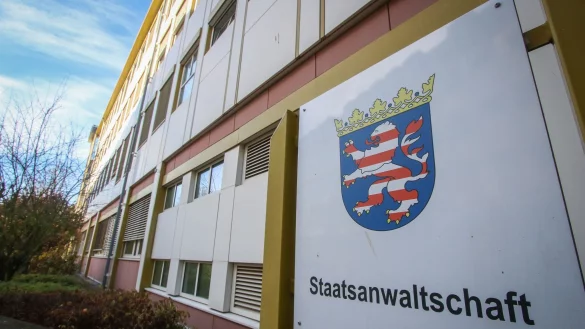 Die Staatsanwaltschaft Gie&szlig;en hat Anklage gegen einen 35-j&auml;hrigen Mann erhoben, der unter Verdacht steht, mehrere Kinder sexuell missbraucht zu haben. (Foto Archiv) - &copy; Nadine Weigel/dpa/dpa