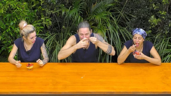 Kamelhirn und Kuhurin standen auf der Speisekarte. - &copy; RTL/dpa