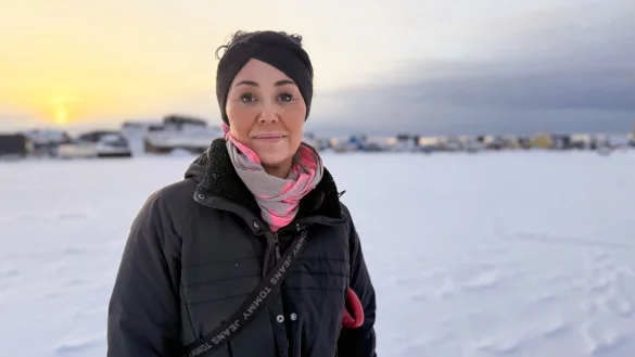 Falls die Amerikaner in Gr&ouml;nland einmarschieren, wei&szlig; Tillie Martinussen genau, was sie macht. - &copy; Julia W&auml;schenbach/dpa