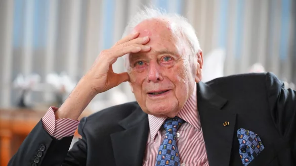 Mit einem Fake-Video von Reinhold W&uuml;rth versuchen Betr&uuml;ger, gro&szlig; Kasse zu machen. (Archivbild) - &copy; Bernd Wei&szlig;brod/dpa