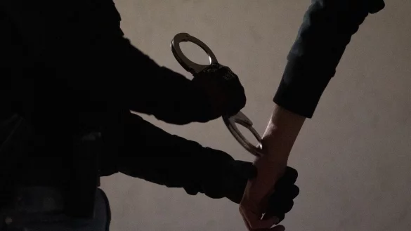 Der 16-j&auml;hrige Tatverd&auml;chtige sitzt in Untersuchungshaft. (Symbolbild) - &copy; Leonie Asendorpf/dpa