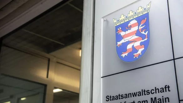 Die Staatsanwaltschaft ermittelt wegen dreifachen Mordverdachts. (Symbolbild) - &copy; Boris Roessler/dpa