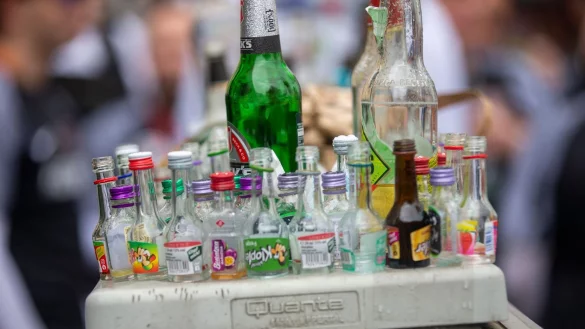 Die Preise f&uuml;r Wein, Spirituosen oder Bier liegen in Deutschland 14 Prozent unter dem Durchschnittswert der Europ&auml;ischen Union. (Symbolbild) - &copy; Thomas Banneyer/dpa