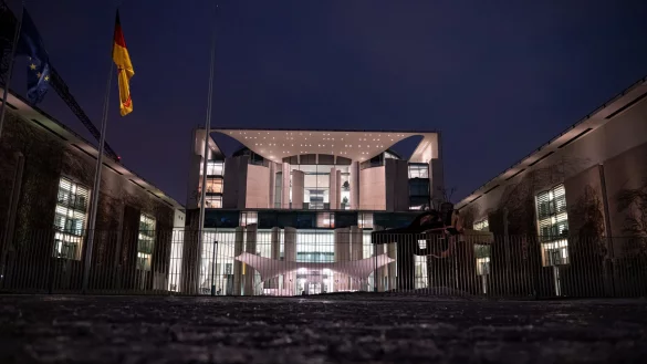Beim abendlichen Treffen im Kanzleramt ging es auch um den Schutz vor Stromausf&auml;llen. - &copy; Fabian Sommer/dpa