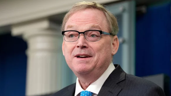 Donald Trump deutet an, Wirtschaftsberater im Wei&szlig;en Haus halten zu wollen. (Archivbild) - &copy; Alex Brandon/AP/dpa