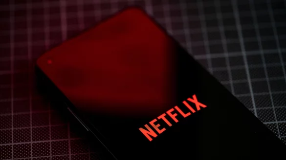 Von Netflix kommt k&uuml;nftig mehr Videomaterial im Vertikal-Format. (Archivbild) - &copy; Fabian Sommer/dpa