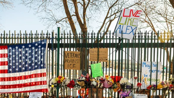 Laut US-Medien gaben zwei Bundesbeamte die Sch&uuml;sse in Minnesota ab. - &copy; Kerem Y&uuml;cel | MPR News/Minnesota Public Radio/AP/dpa