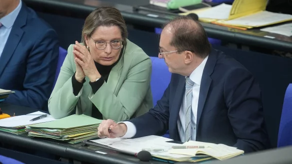 Zur Speicherpflicht f&uuml;r IP-Adressen hat es Gespr&auml;che zwischen Justizministerin Hubig (SPD) und Innenminister Dobrindt (CSU) gegeben. (Archivfoto) - &copy; Michael Kappeler/dpa