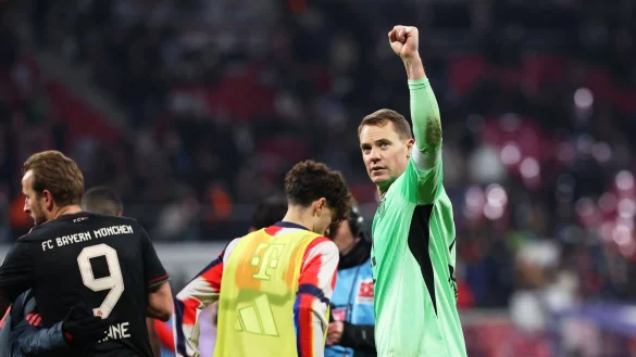 Bayern-Torwart Manuel Neuer jubelt &uuml;ber den n&auml;chsten Kantersieg. - &copy; Jan Woitas/dpa