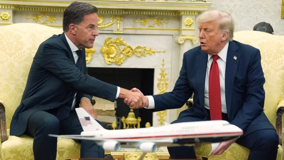 Bisher sind nur Fragmente &uuml;ber den Deal bekannt. (Archivbild) - &copy; Evan Vucci/AP/dpa