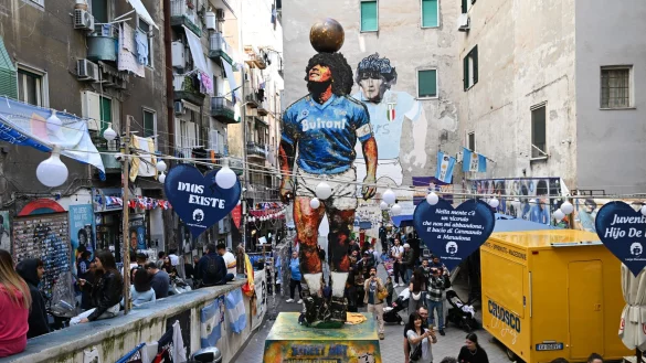 Neapel gestaltet Madonna-Gedenkst&auml;tte um (Foto-Archiv). - &copy; Arne Dedert/dpa