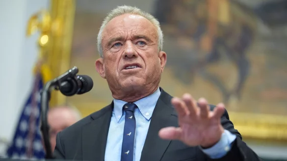 US-Gesundheitsminister Robert F. Kennedy Jr. kritisiert Deutschland. (Archivbild) - &copy; Evan Vucci/AP/dpa