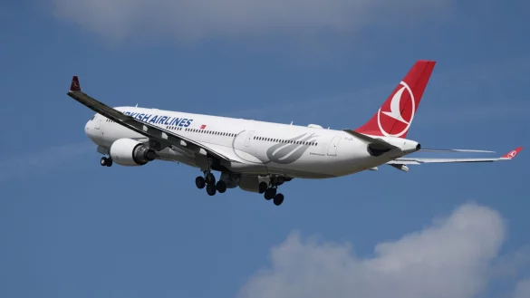 Eine Maschine von Turkish Airlines musste in Barcelona wegen einer "Gefahr an Bord" notlanden. (Archiv-Bild) - &copy; Soeren Stache/dpa