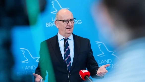 Brandenburgs Ministerpr&auml;sident Dietmar Woidke (SPD) erkl&auml;rt die Koalition mit dem BSW f&uuml;r beendet. - &copy; Christophe Gateau/dpa