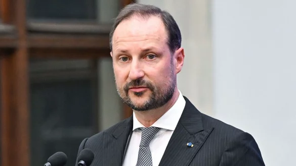 Kronprinz Haakon wird kommende Woche nicht beim Prozess gegen seinen Stiefsohn dabei sein. - &copy; Radek Pietruszka/PAP/dpa