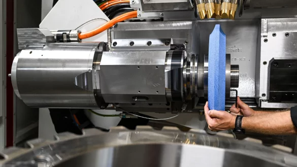 Auftr&auml;ge aus dem Ausland helfen dem deutschen Maschinenbau (Archivbild) - &copy; Jens Kalaene/dpa