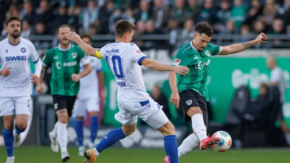 Marvin Wanitzek (10) war der Karlsruher Matchwinner. - &copy; Friso Gentsch/dpa