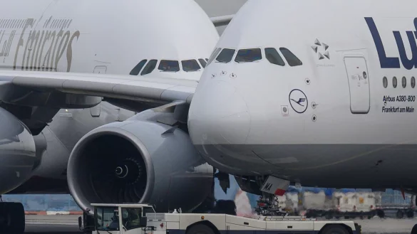 Trotz Zuw&auml;chsen bleibt der Frankfurter Flughafen weit von alten Rekorden entfernt. - &copy; Boris Roessler/dpa