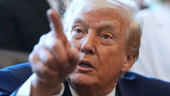 Trump beharrt auf seinen Anspruch auf Gr&ouml;nland. (Archivbild) - &copy; Evan Vucci/AP/dpa