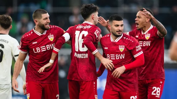 Der VfB Stuttgart jubelt auch in M&ouml;nchengladbach. - &copy; Marius Becker/dpa