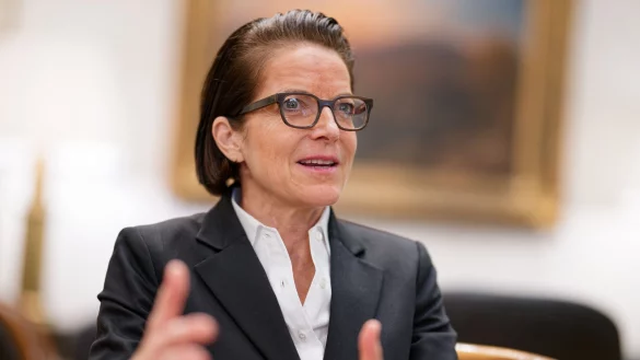 Caroline von Kretschmann, gesch&auml;ftsf&uuml;hrende Gesellschafterin des Hotels &laquo;Europ&auml;ischer Hof Heidelberg&raquo;, ist ein Tiktok-Star - ihre Videos werden zum Teil millionenfach geklickt. - &copy; Uwe Anspach/dpa