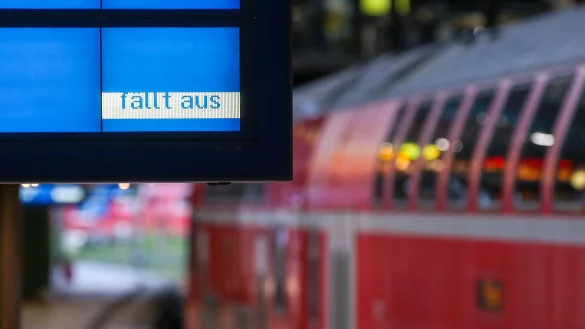 Bahn entschuldigt sich f&uuml;r falsche Entsch&auml;digungsschreiben (Foto-Archiv). - &copy; Bodo Marks/dpa