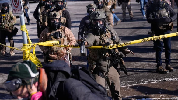 Ein Mann starb durch Sch&uuml;sse eines Beamten in Minneapolis. - &copy; Abbie Parr/AP/dpa